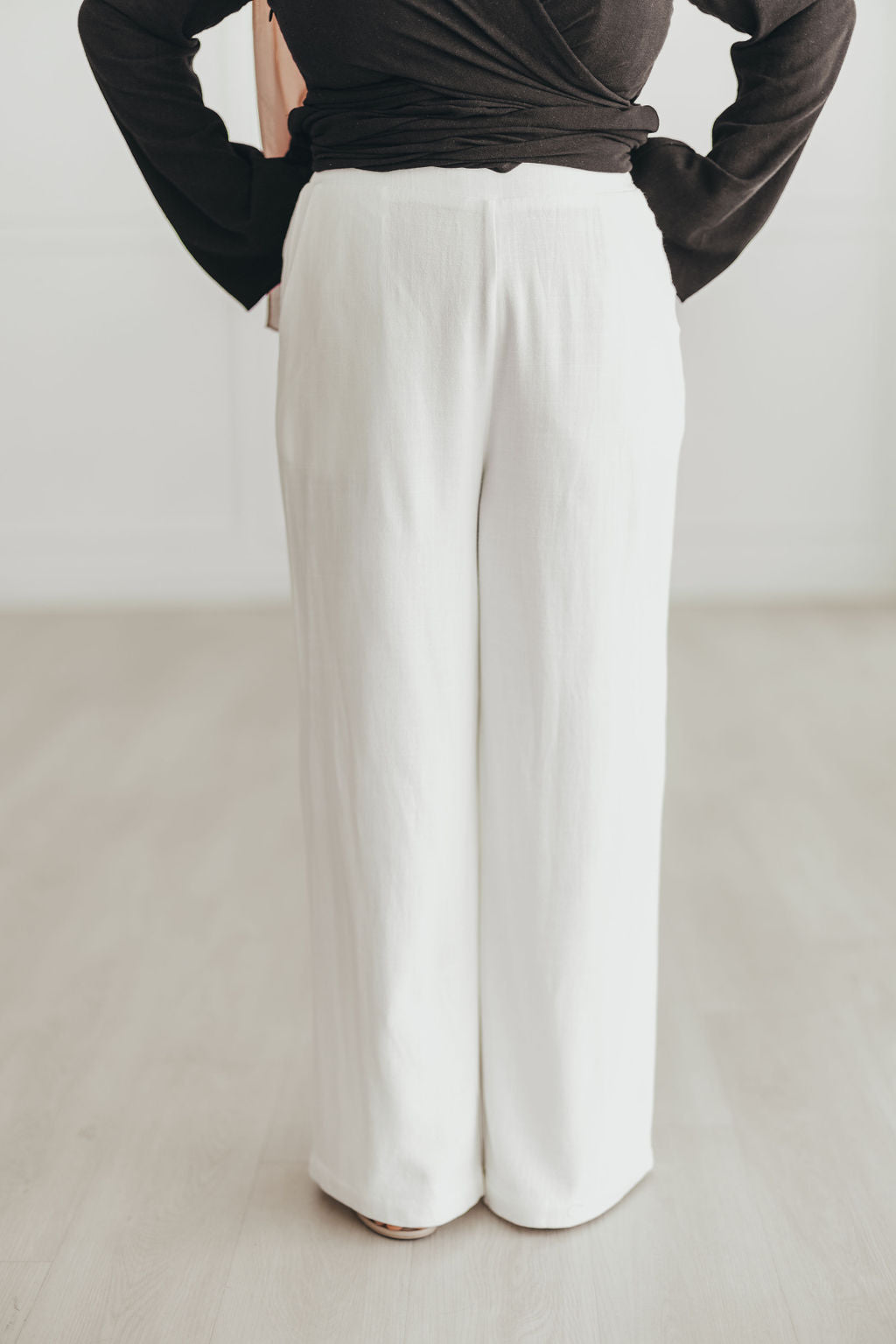 Layana Pants (Off White)