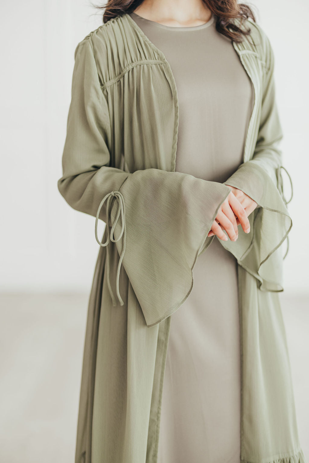 Sofia Abaya Set (Light Olive)