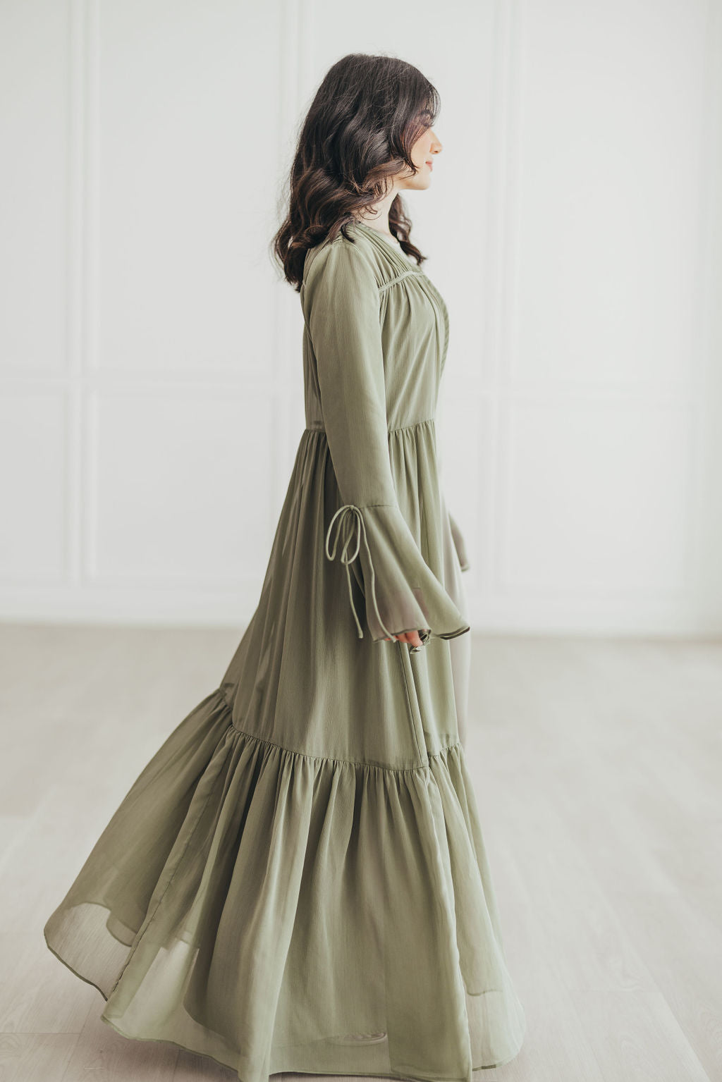 Sofia Abaya Set Light Olive – Soft, Elegant & Comfortable – Elaa