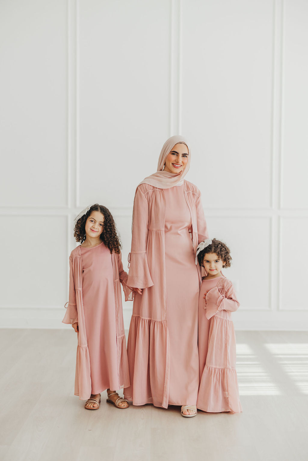 Sofia Girls Abaya Set (Desert Rose)