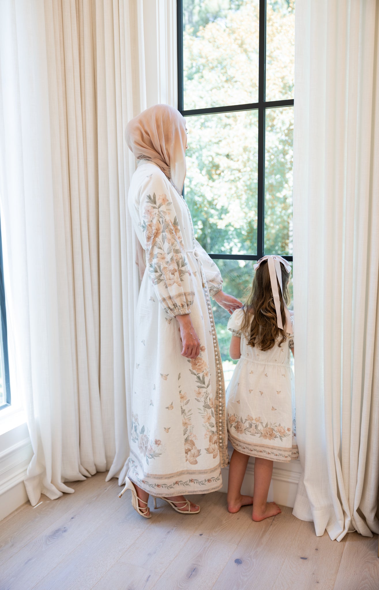 Mini Lila  (Muted Floral)