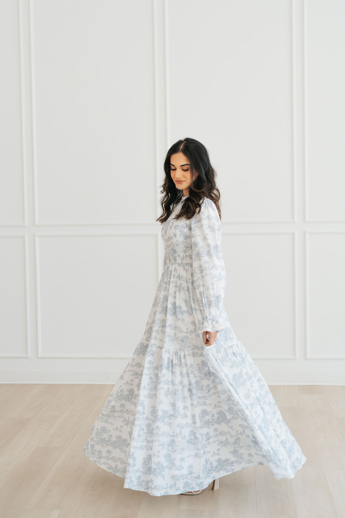 Garden of Noor (Dusty Blue)