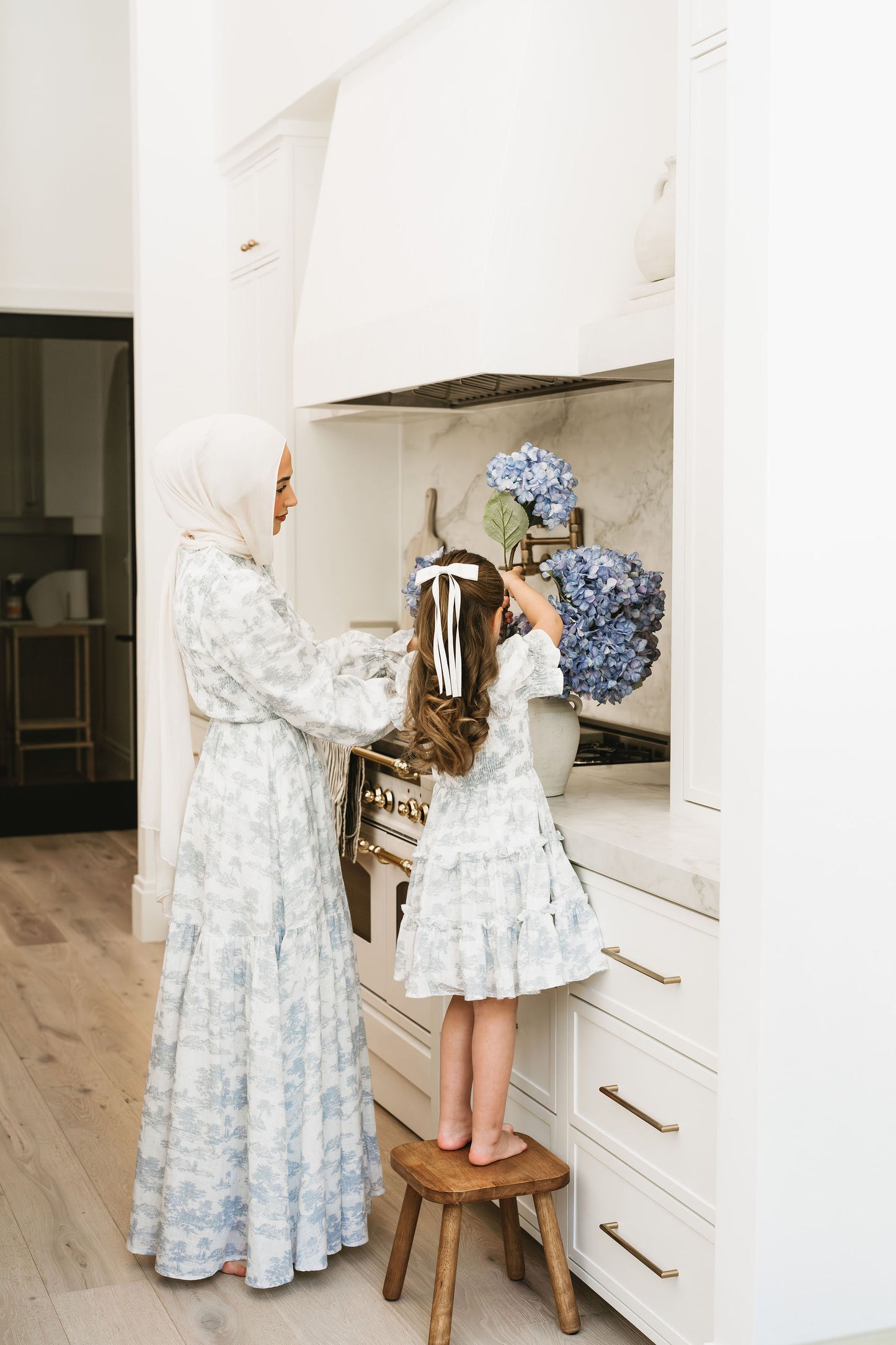 Garden of Noor (Dusty Blue)