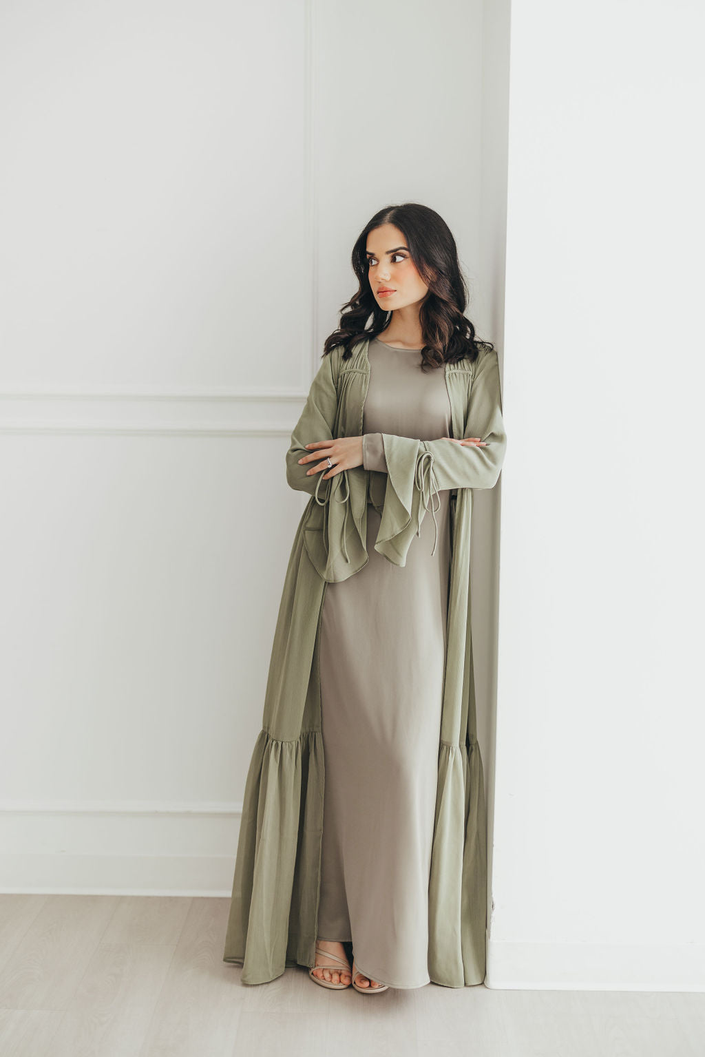 Sofia Abaya Set Light Olive – Soft, Elegant & Comfortable – Elaa
