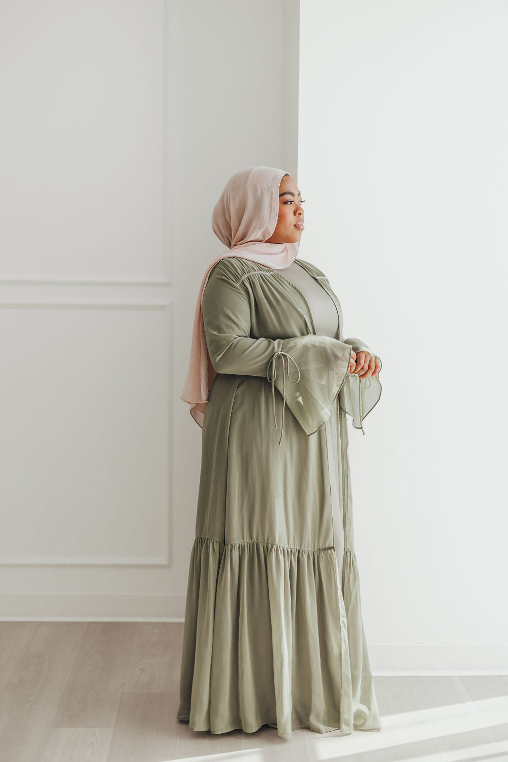 Sofia Abaya Set Light Olive – Soft, Elegant & Comfortable – Elaa