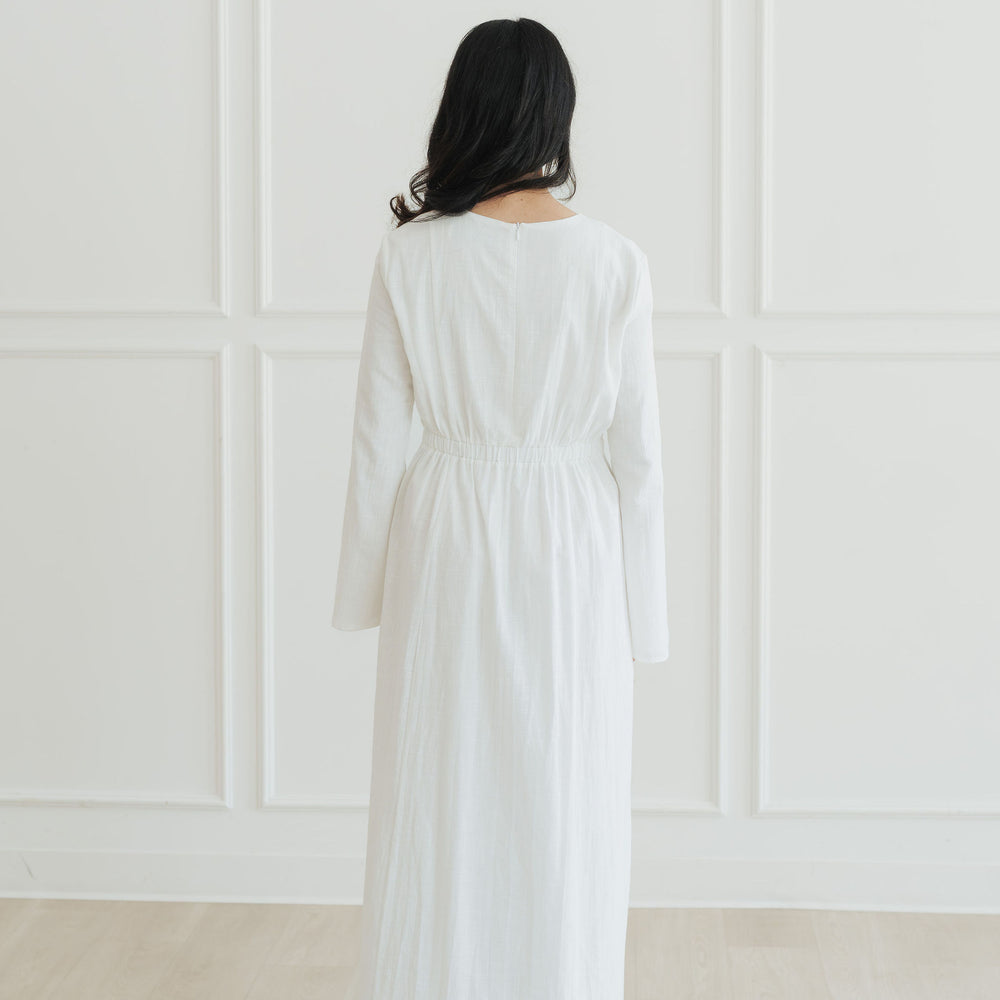 
                      
                        Hana (Off White)
                      
                    