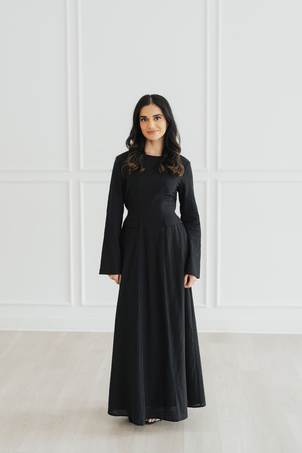 Hana (Black)