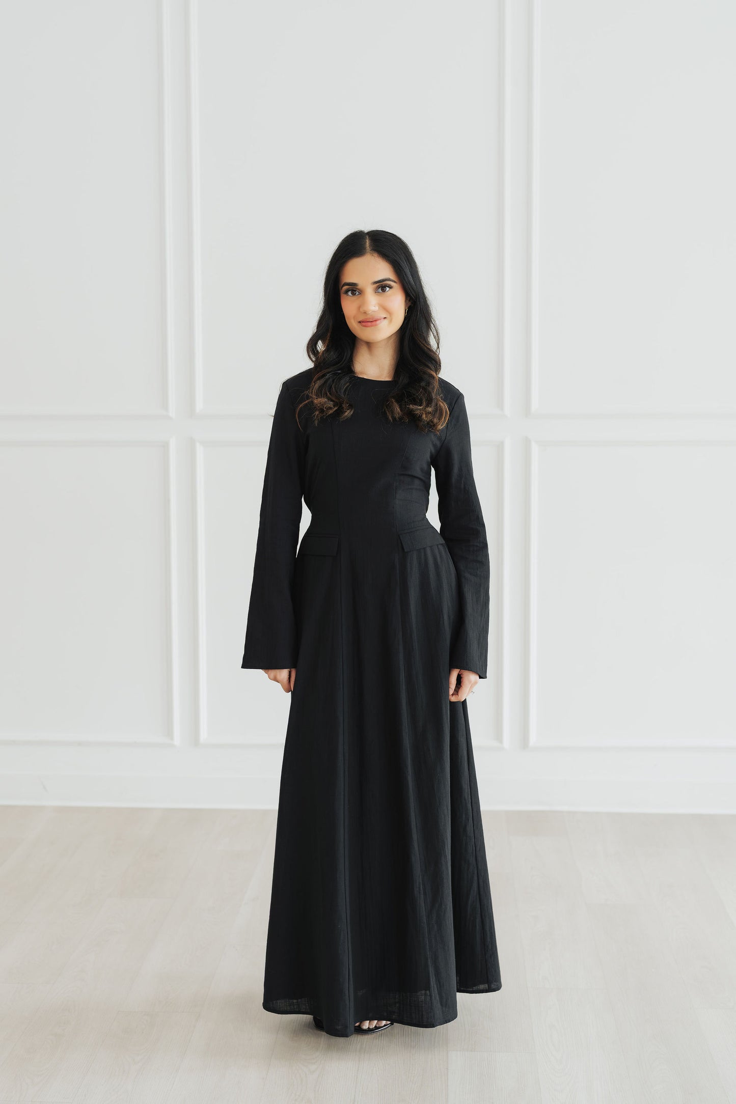 Hana (Black)