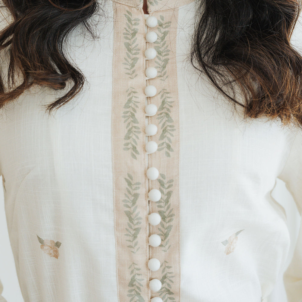 
                      
                        Lila (Muted Floral)
                      
                    