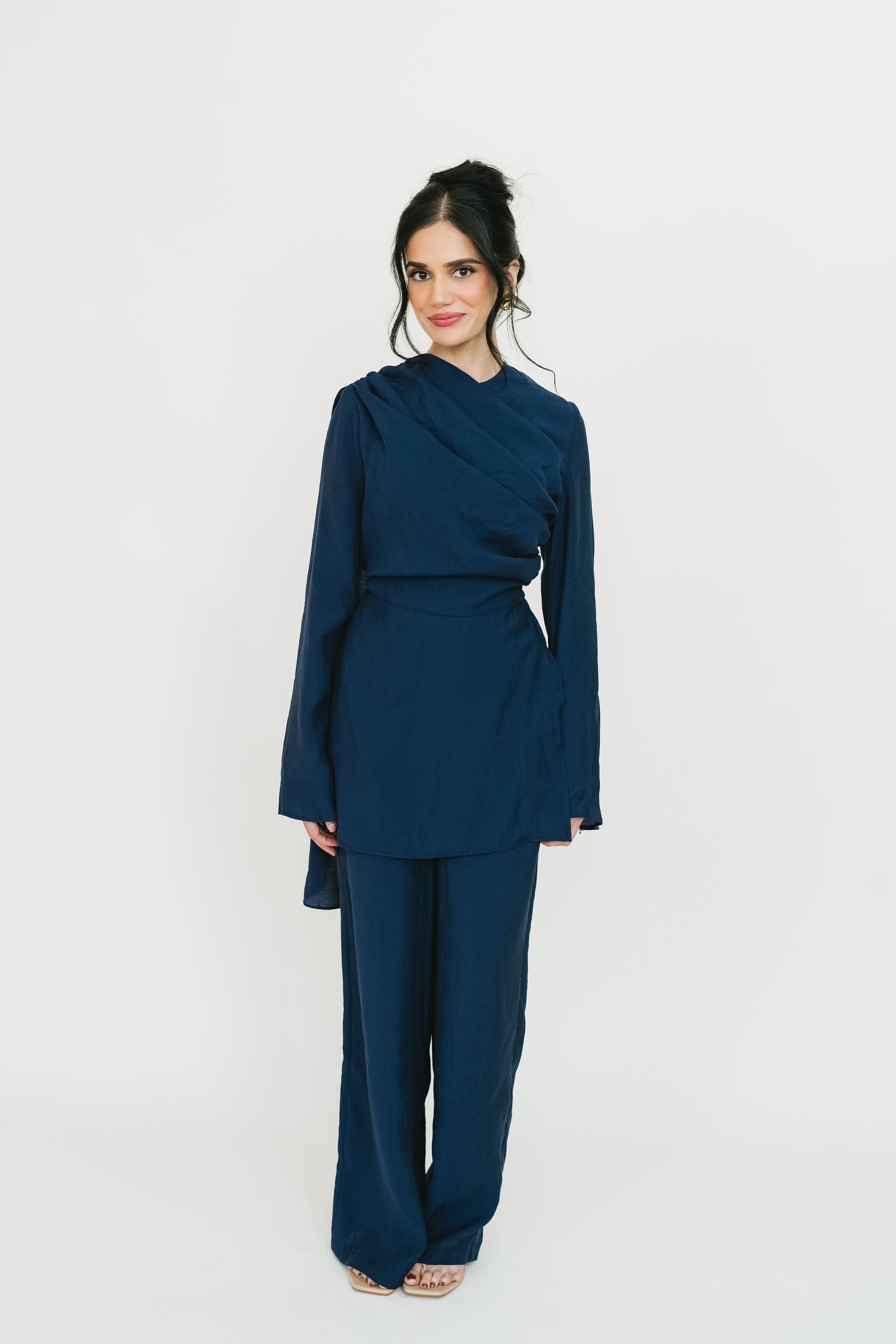 Mira Top & Pant Set (Navy) | SHIPS IN APPROX 3 WEEKS – Elaa The Label