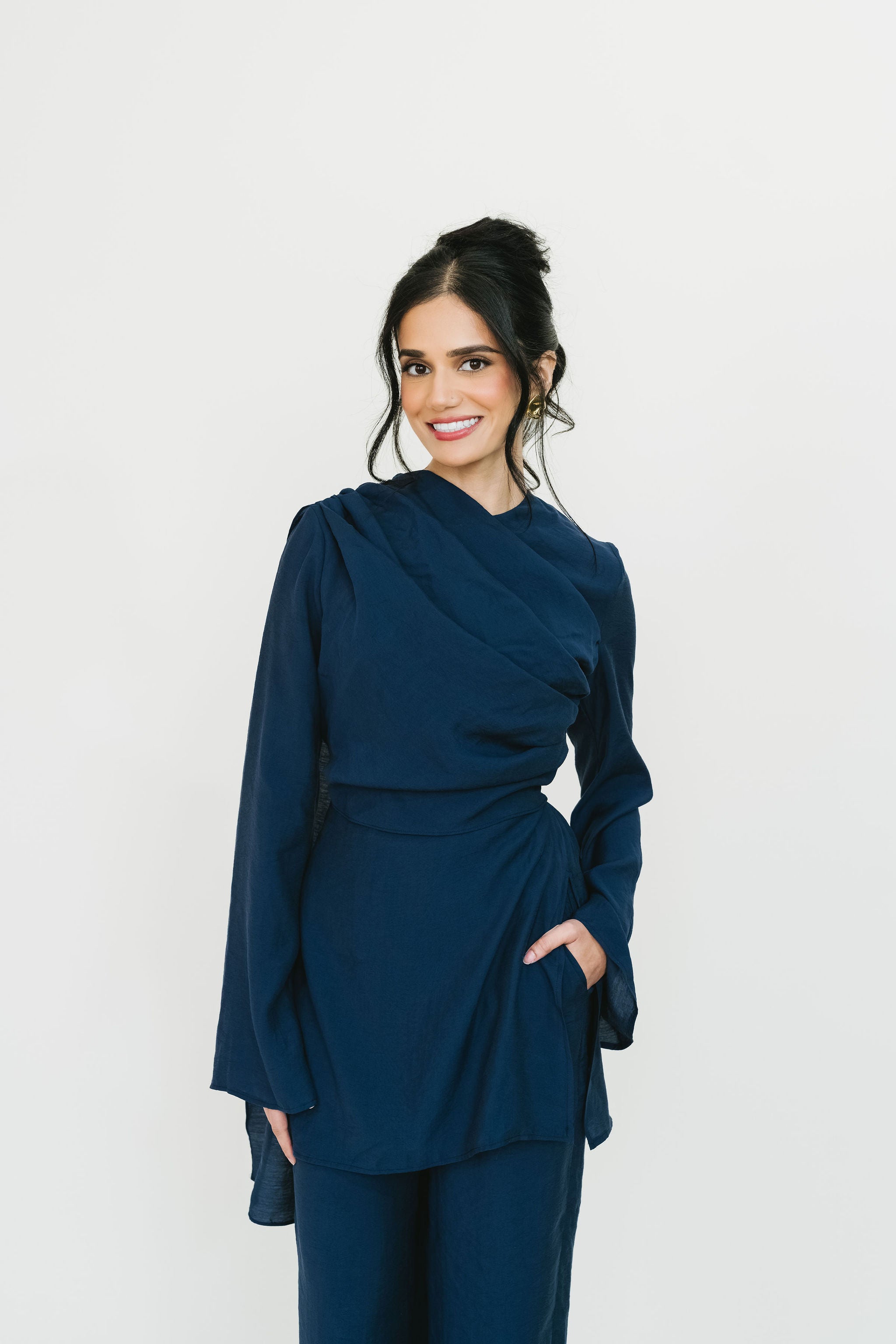 Mira Top & Pant Set (Navy) – Elaa The Label