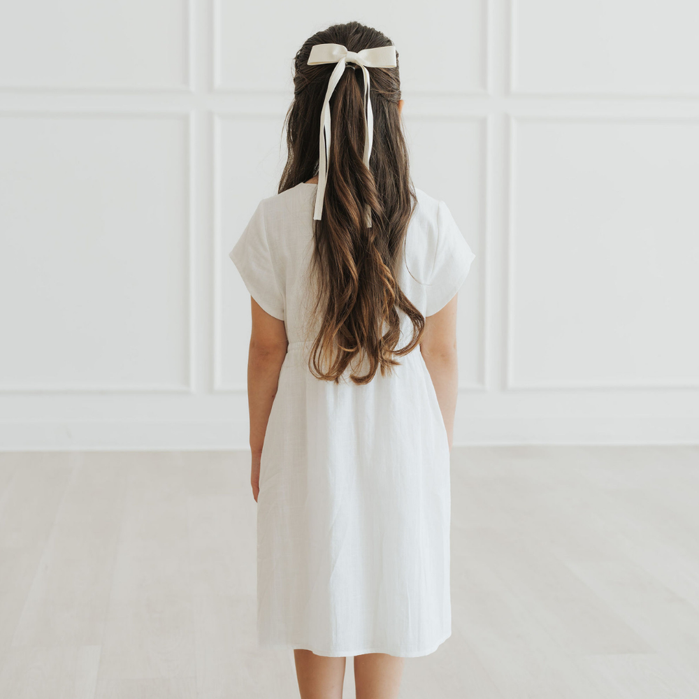 
                      
                        Mini Hana  (Off White)
                      
                    
