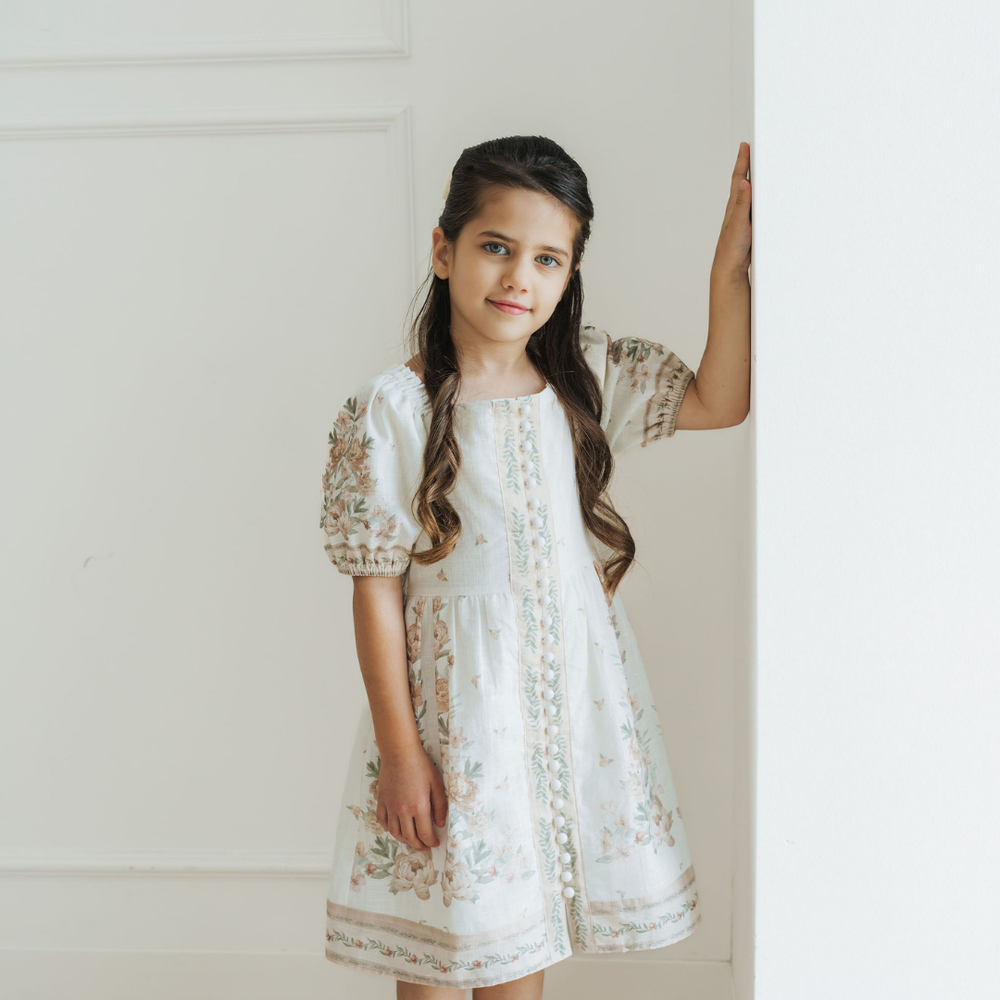 
                      
                        Mini Lila  (Muted Floral)
                      
                    